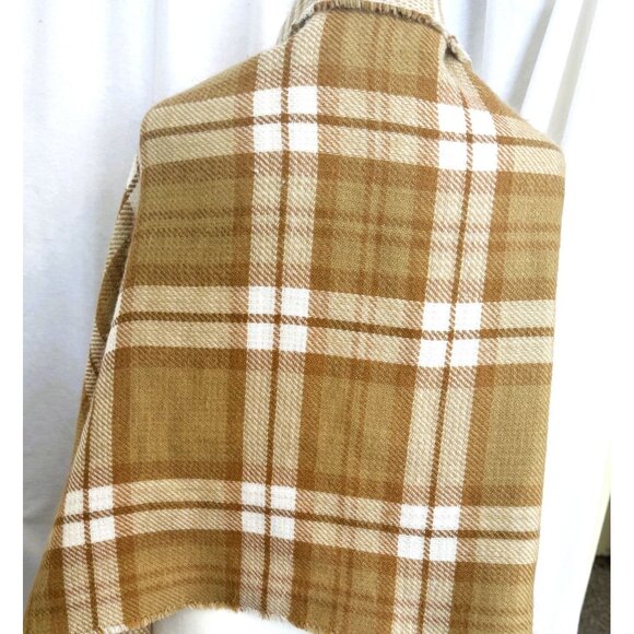 Beautiful Steve Madden Tan & White Versatile Reversible Long Scarf with Fringe - Picture 5 of 8